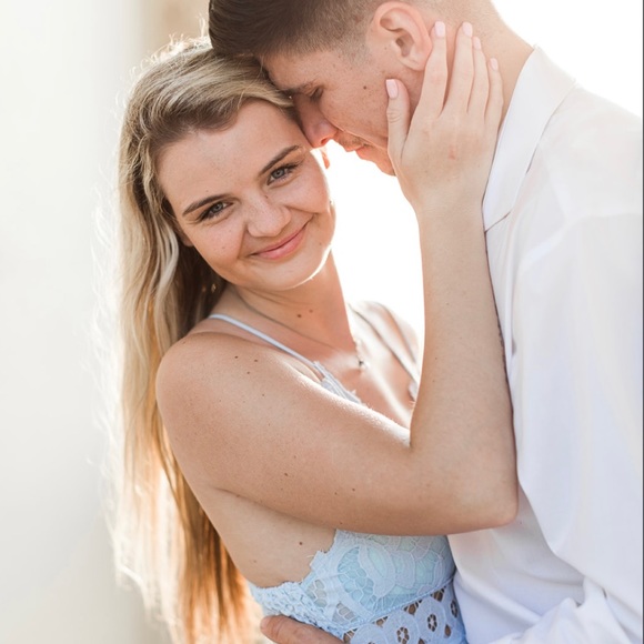 Meet Your Posher - Picture 1 of 4